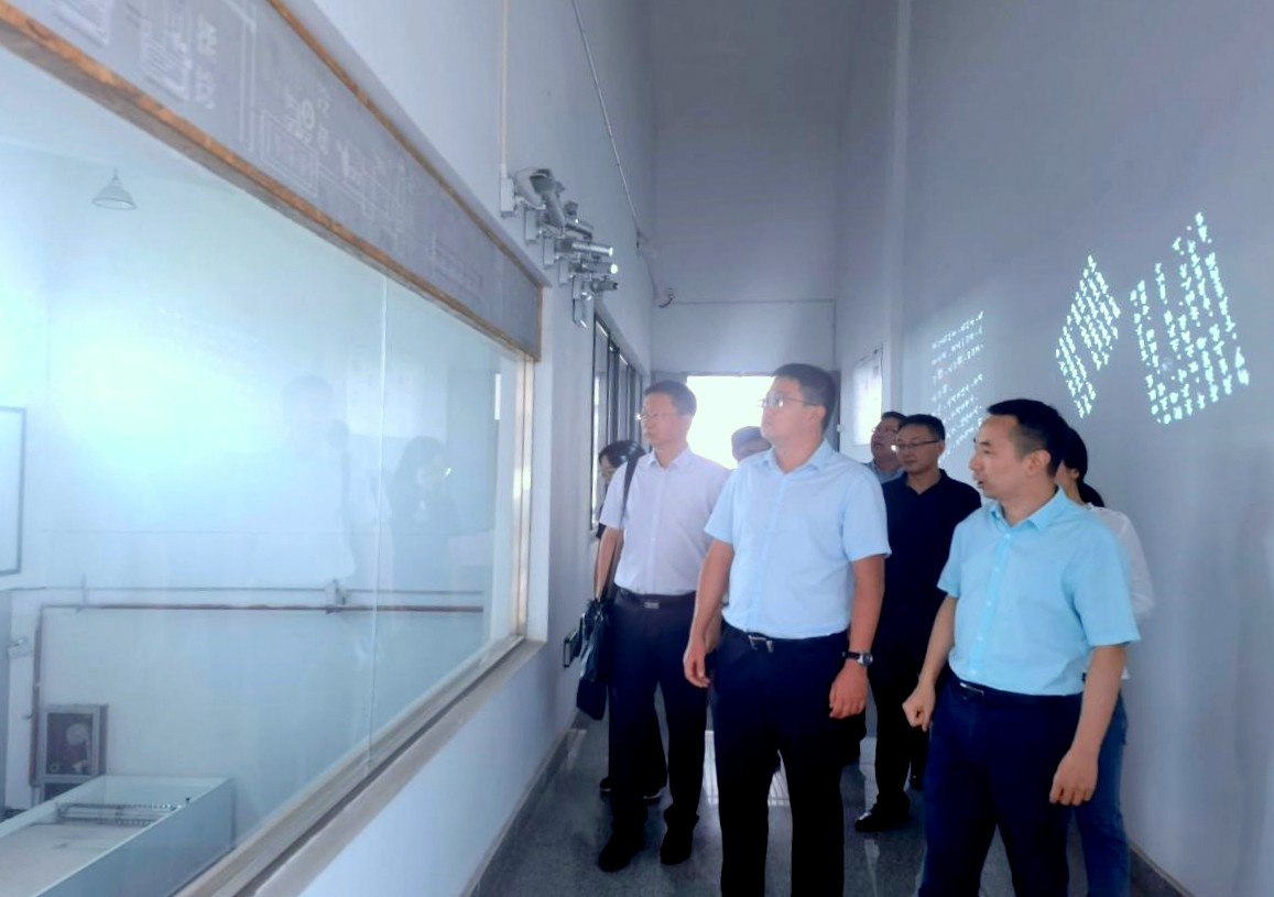 四川省萬(wàn)源市副市長(cháng)徐力涌一行考察浙茶集團徑山茶博園